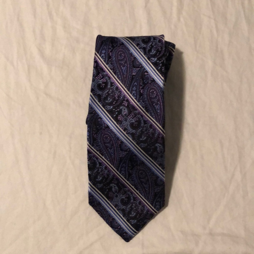 Beautifully Hand Made 100% Silk Tie